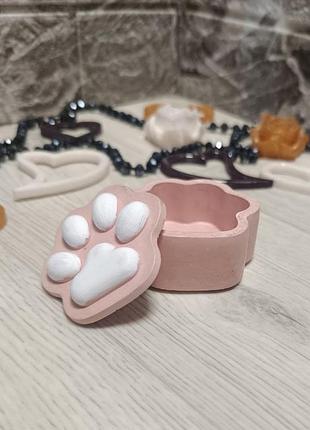 Шкатулка лапка из гипса розовая