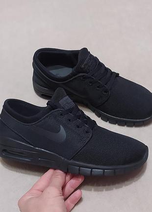 Кросівки nike 37 розмір