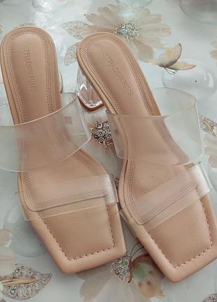 Stradivarius. босоножки силиконовые с прозрачным каблуком.