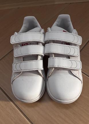 Кросівки adidas для дівчинки