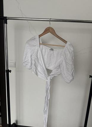 Біла лляна блуза на запах wear me