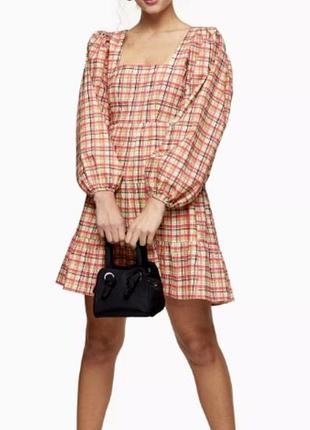 Стильное платье topshop в клетку с объемными рукавами размер м