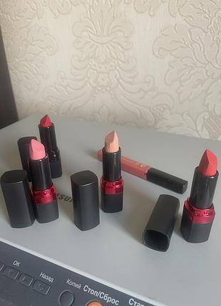 Губна помада avon