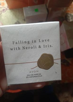Парфумована парфумна вода avon falling in love with neroli&iris 30 мл