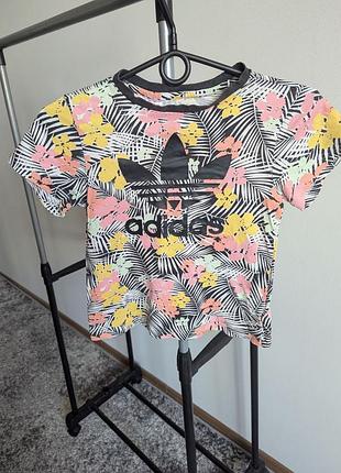 Футболка спортивна  7-8 adidas квіти дівчинці