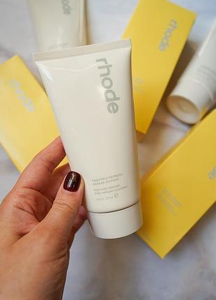 Гель для вмивання rhode pineapple refresh pga daily cleanser