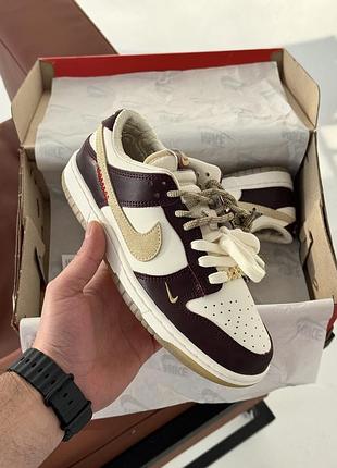 Жіночі кросівки nike dunk low lx maroon