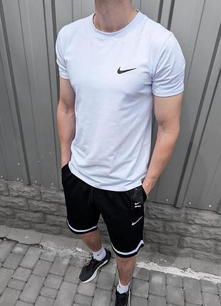 Чоловічий костюм nike