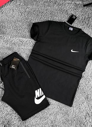 Чоловічий костюм nike