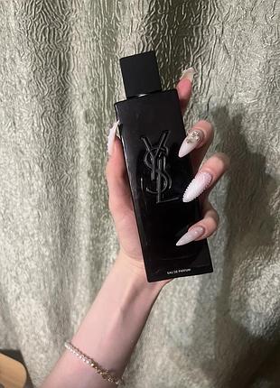 Парфумована вода yves saint laurent для чоловіків