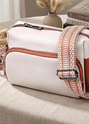 Зручна сумка для жінок на кожен день з натуральної шкіри vintage 22589 біла