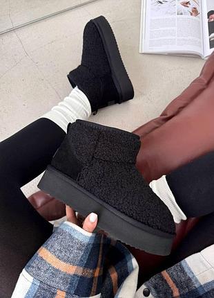 Чорні жіночі уги ugg ultra mini platform teddy black х угг ультра міні 40