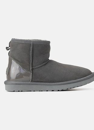 Сірі жіночі уггі ugg mini grey glassiness lacquer х угг міні 36