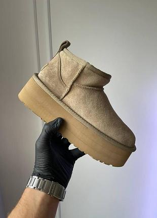 Бежеві замшеві уггі ugg ultra mini platform beige х угг ультра міні 40