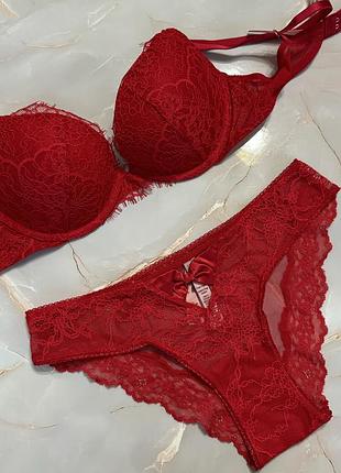 Мереживний комплект білизни люкс серії dream angels victoria’s secret бюстгальтер 34в 75б пуш ап трусики с