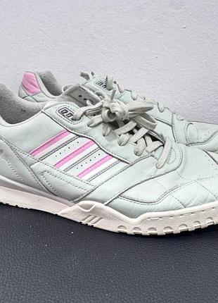 ✨ стан: (б/в, природні заломи шкіри додають вінтажного шарму)
🏷 бренд: adidas originals
👟 модель retro court
📏 розмір: 46 
💰 ціна: 1 200 грн