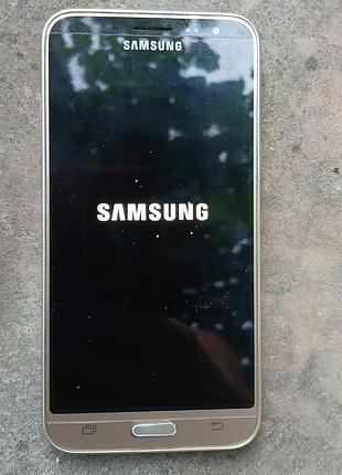 Мобільний телефон samsung galaxy j3.