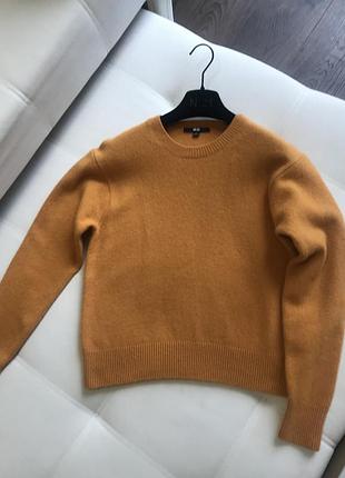Отличный шерстяной джемпер uniqlo