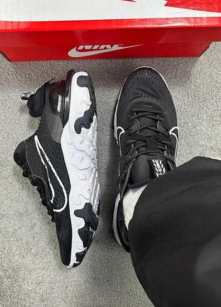 Nike react black white 6