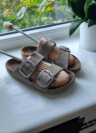 Шльопанці з натуральної шкіри birkenstock сірого кольору
