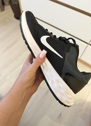 Кросівки nike