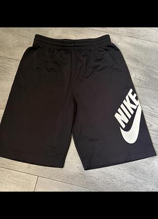 Шорти оригінальні  nike 12-13 років