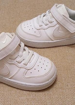 Кросівки nike 23.5 15см