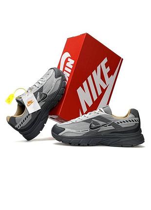 Nike initiator grey 2