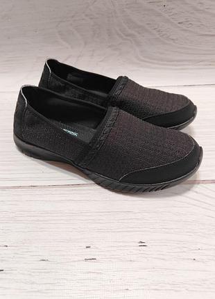 Сліпони skechers