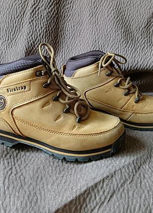 Демисезонные ботинки firetrap р.34