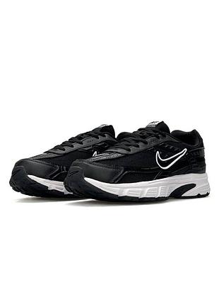 Nike initiator black white