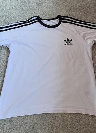 Футболка adidas