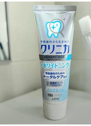 Відбілююча зубна паста, профілактика карієсу зі смаком м'яти, що освіжає clinica advantage clear mint 130 г., японія