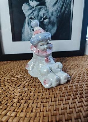 Порцелянова статуетка «п'єро з цуценям» (pierrot with puppy, модель №5277) від  іспанського преміум-бренду lladró