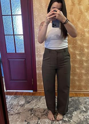 Штани хакі zara оригінал розмір розмір 40 брюки джинси з накладними кишенями олива