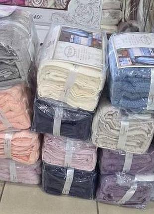 😍подарункові набори🎁👉

матеріал: махра
виробник: туреччина
чудова якість, гарно запаковані