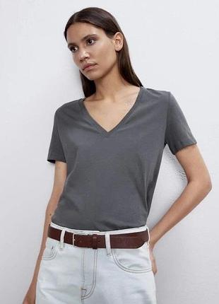 Базовая серая хлопковая футболка с v образным вырезом zara
🤩🤩🤩🤩🤩🤩🤩🤩🤩🤩