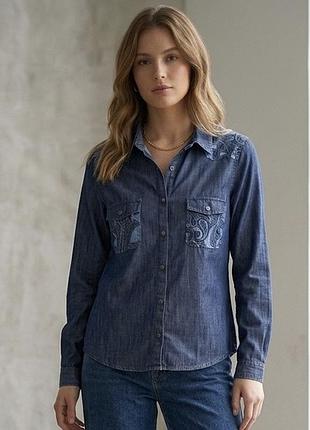 Женская джинсовая рубашка в стиле вестерн с узором «пейсли» от the kooples, синяя, хлопковая, размер (m), на кнопках.