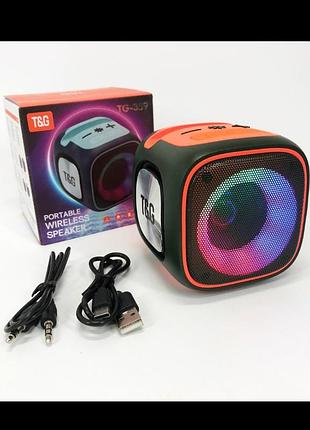 Музыкальная беспроводная колонка с rgb подсветкой и зарядкой