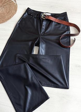 Кожаные широкие брюки регуляр zara