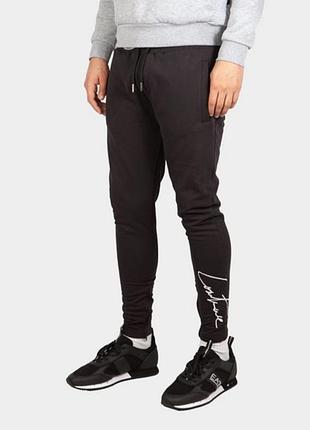 Крутые спортивные брюки джоггеры couture