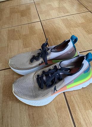 Кросівки nike жіночі для бігу