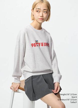 Свитшот sanrio uniqlo patty & jimmy с принтом