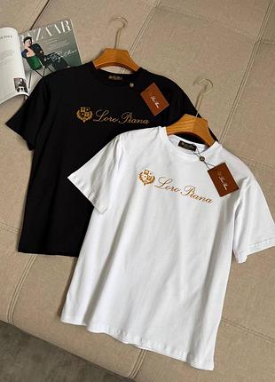 Футболка з написом loro piana