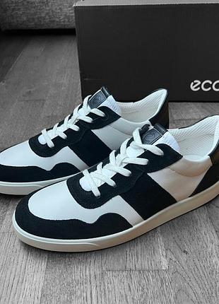 Кожаные фирменные кроссовки ecco 44,45р.