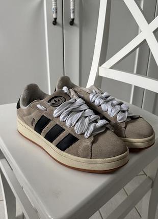 Замшеві кросівки adidas campus