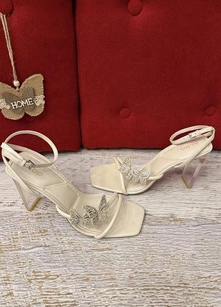 Фирменные босоножки aldo 41р.