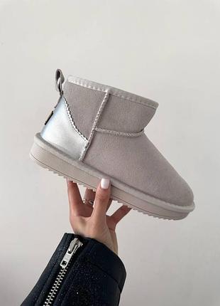 Бежевые женские угги ugg mini beige silver lacquer х угг мини 40