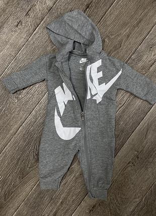 Комбінезон nike оригінал 62–68 см (6m)