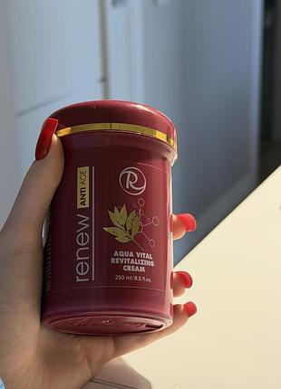 Крем renew aqua vital revitalizing cream антивіковий сонцезахисний зволожувальний